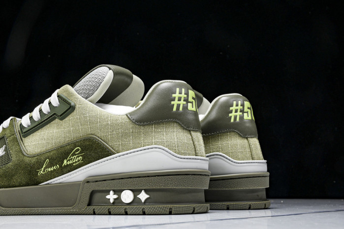 1V TRAINER 1V0425-326