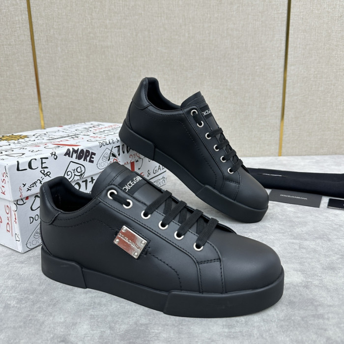 D.G. Sneakers DG210-225