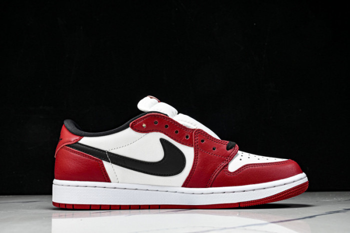 Air Jordan 1 Low OG “Chicago” HQ6998-600