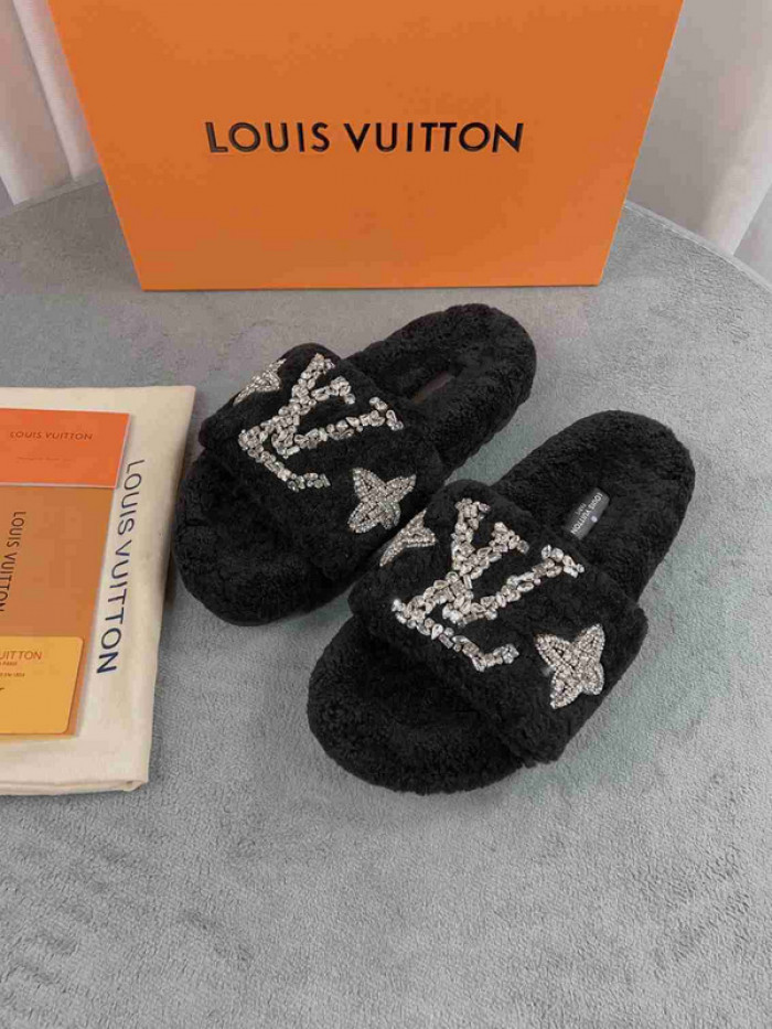 1*V SLIPPERS 11V0107-013