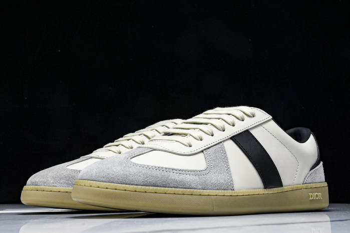 D10R SHOES B01 D896-168