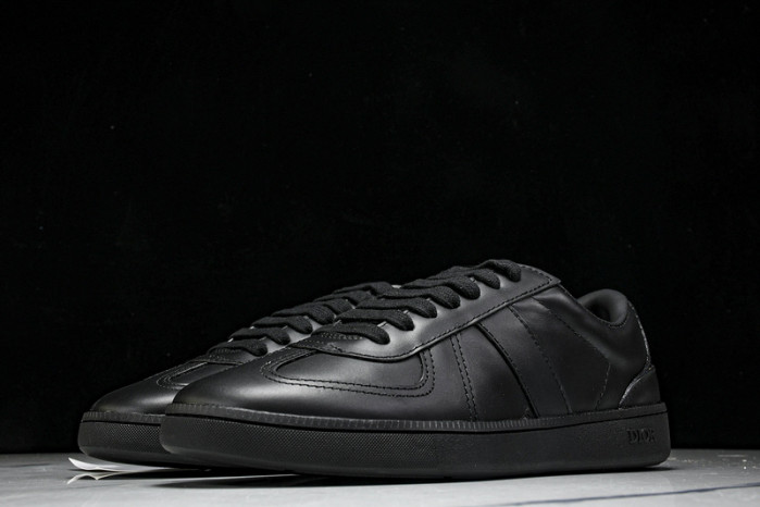 D10R SHOES B01 D896-169
