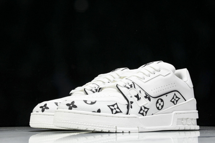 1V SNEAKERS 1V0425-311