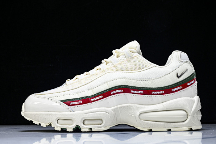 Nike Air Max 95 SP Undefeated Sail IB4453-100