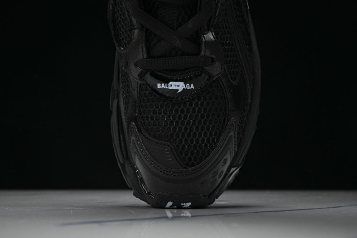 BLCG RUNNER SNEAKER LED 853225-WRNLD1000