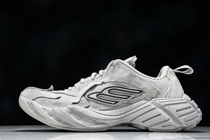 BLCG Sneaker 825418 WDWTS 1980
