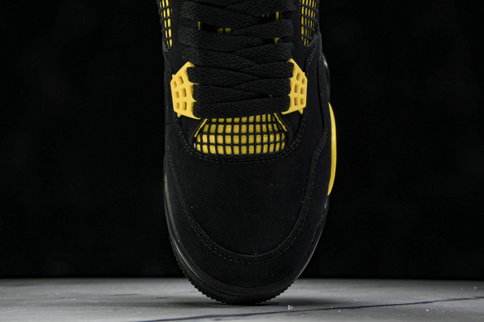 Air Jordan 4 "Thunder" DH6927-017