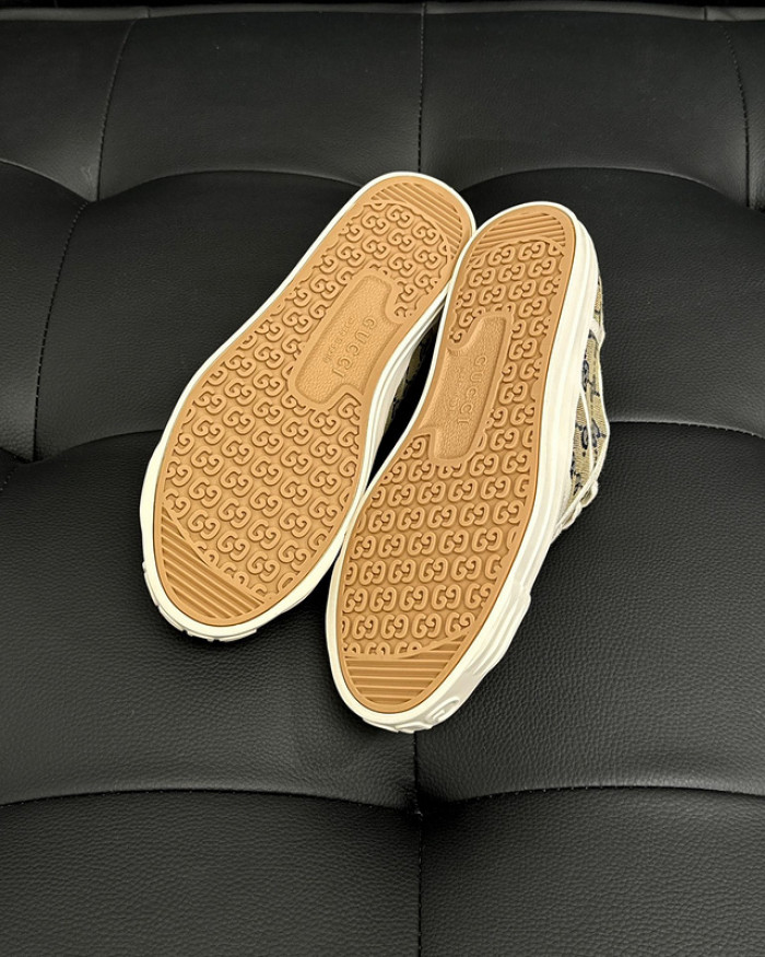 gucc low-top sneaker gu0613-025