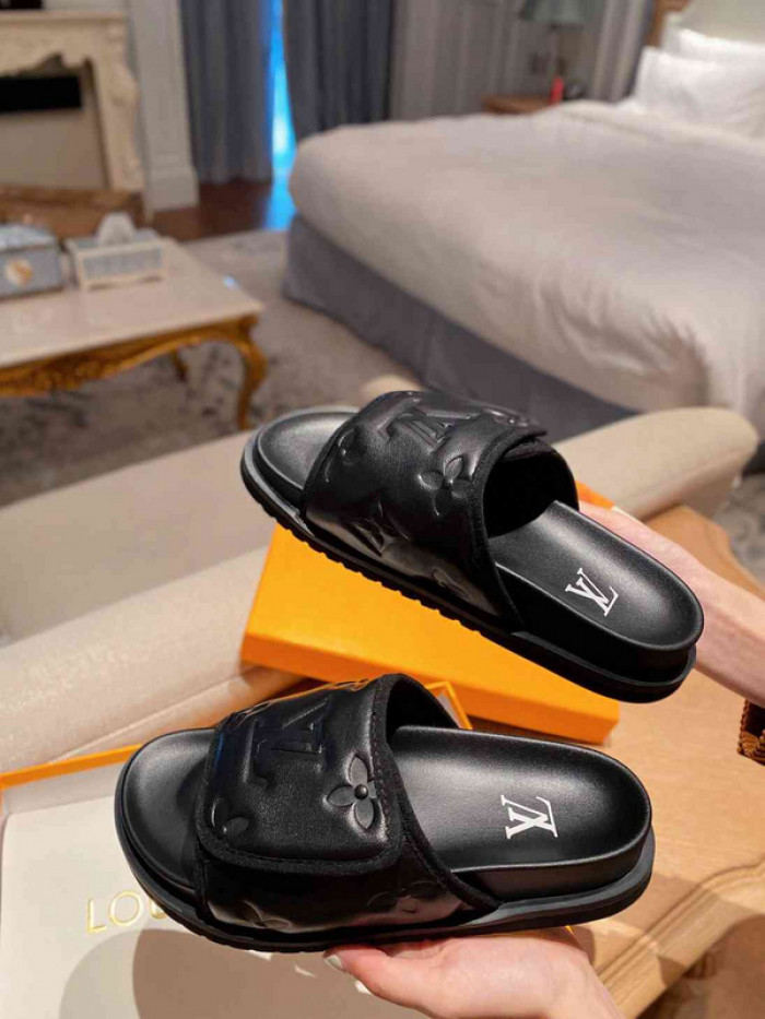 1*V SLIPPERS 11V0107-027