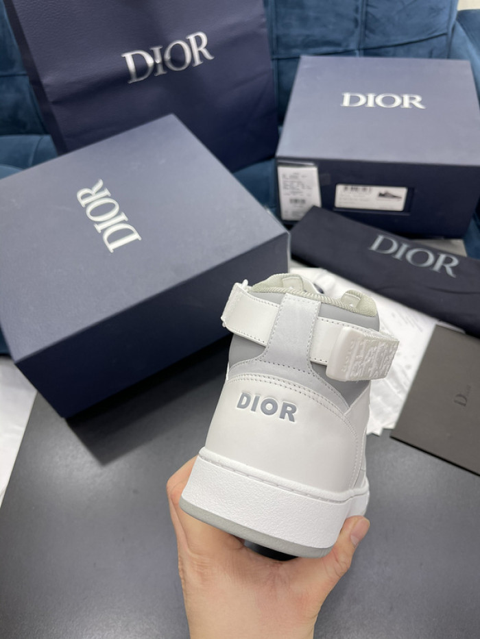 d10r b27 sneakers