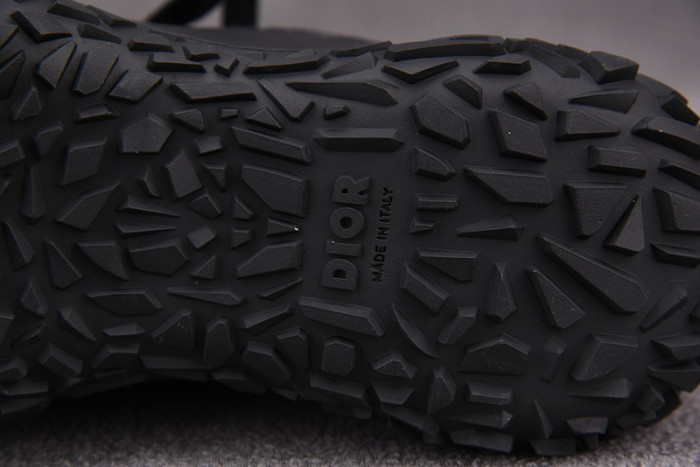 d10r b28 sneakers low top