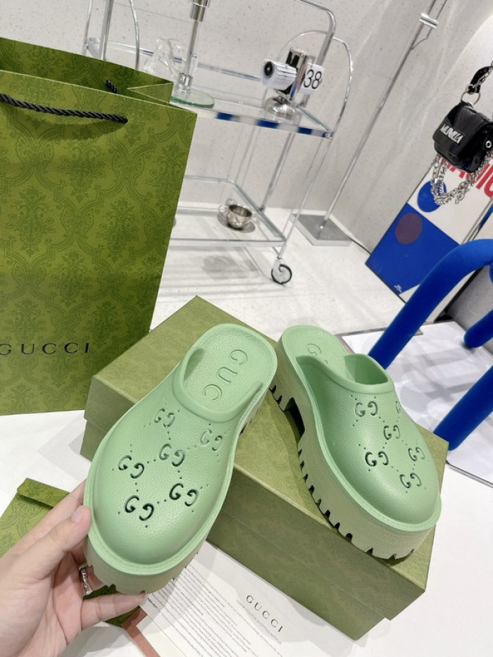 gucc slippers