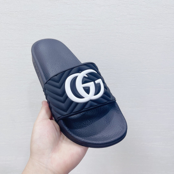 gucc slippers