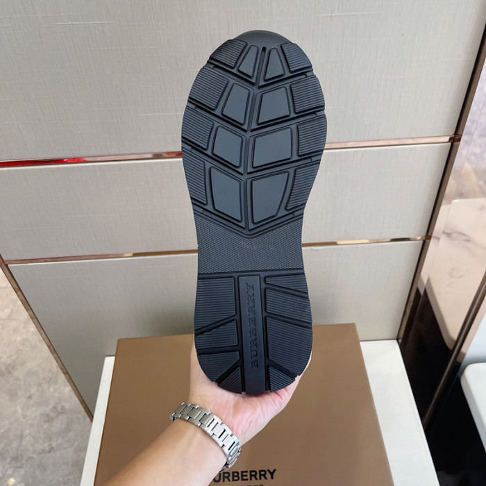 bby sneaker