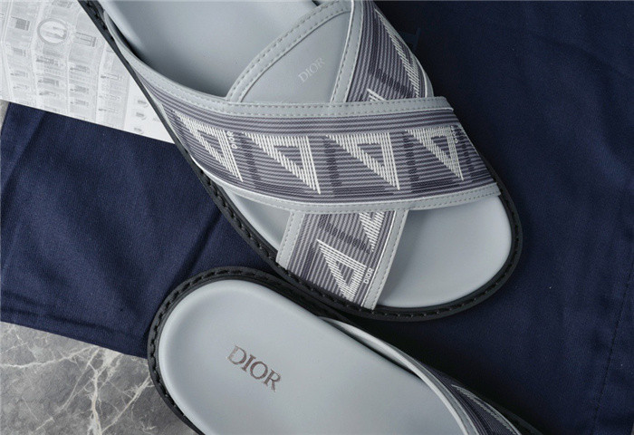 D*or slippers