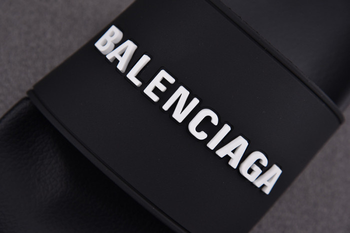 blcg slippers