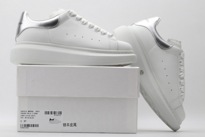 A1exa*der Mcqv*en SNEAKERS MC5563-045