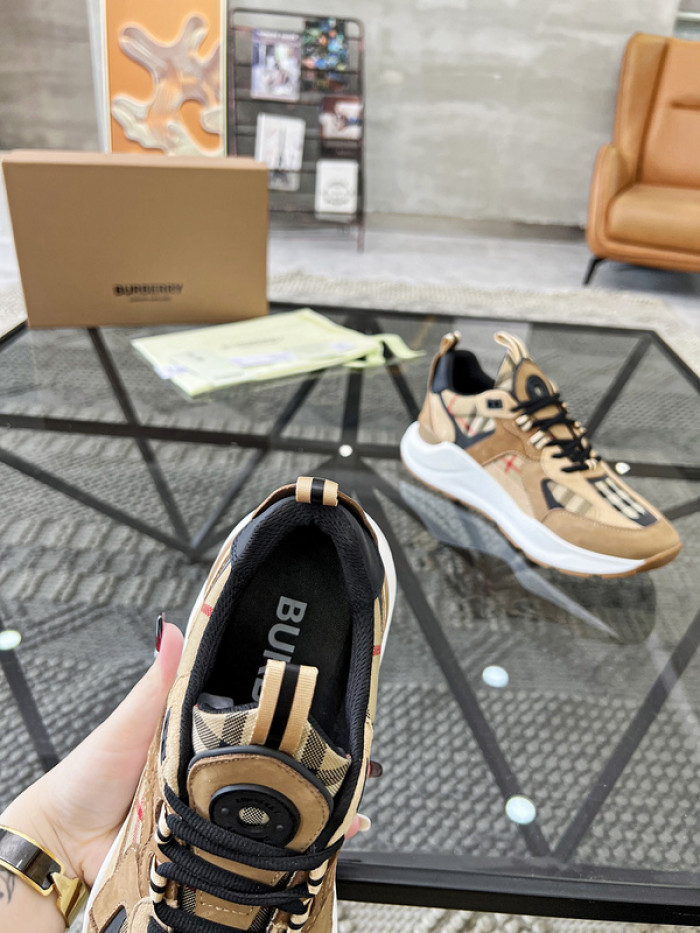 bby sneaker by0042