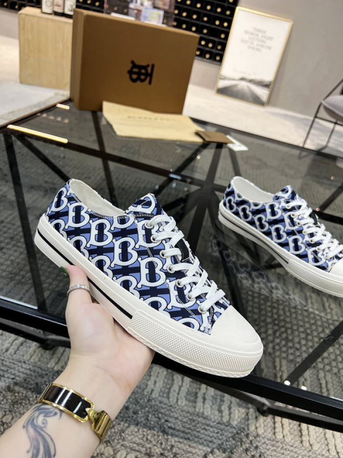 bby sneaker by0051