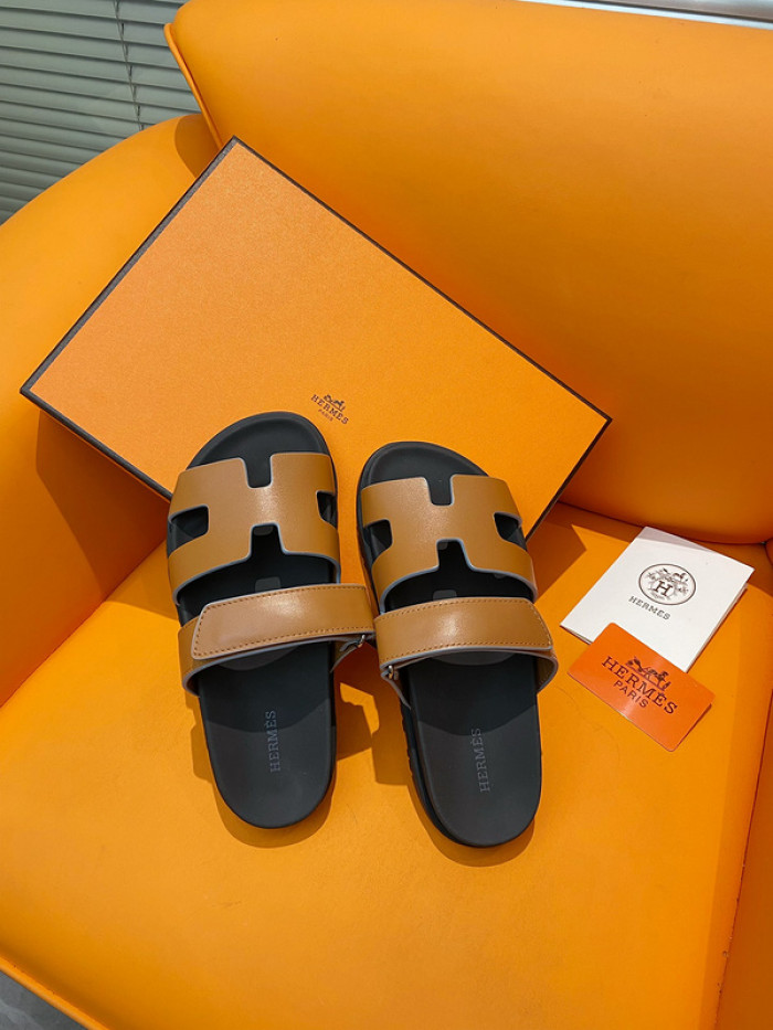 He*mes Slide CU526-2122