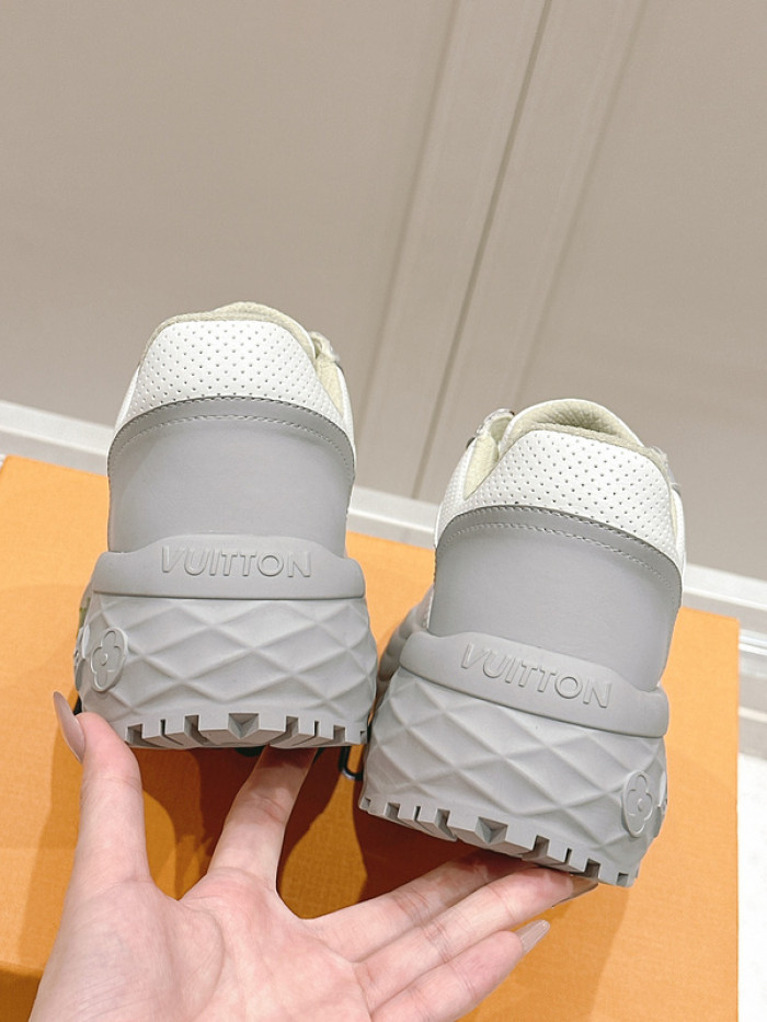 1V SNEAKERS 1V0425-097