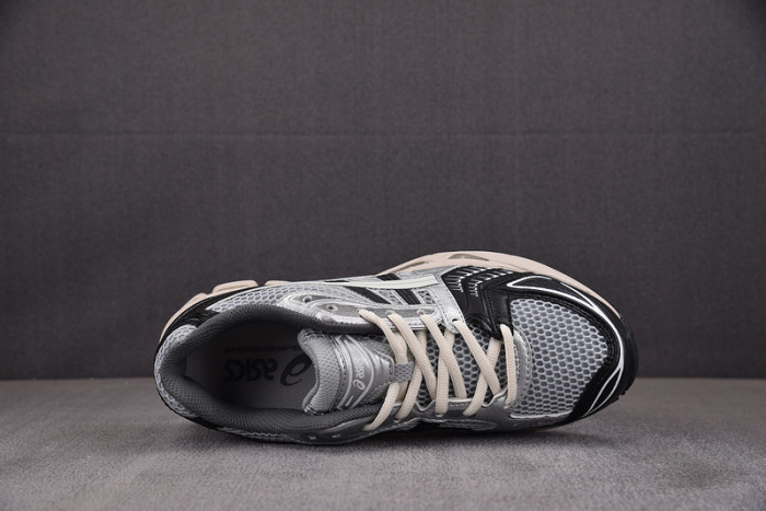 As*ic*s gel kayano 14