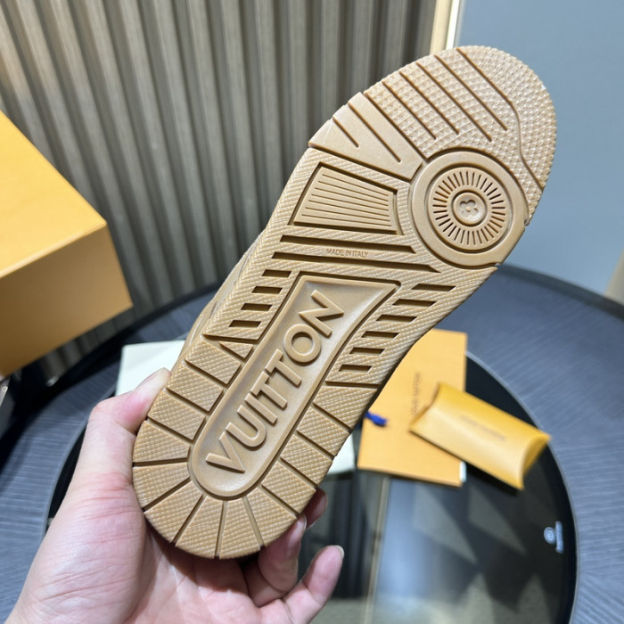 1V SNEAKERS 1V0425-134