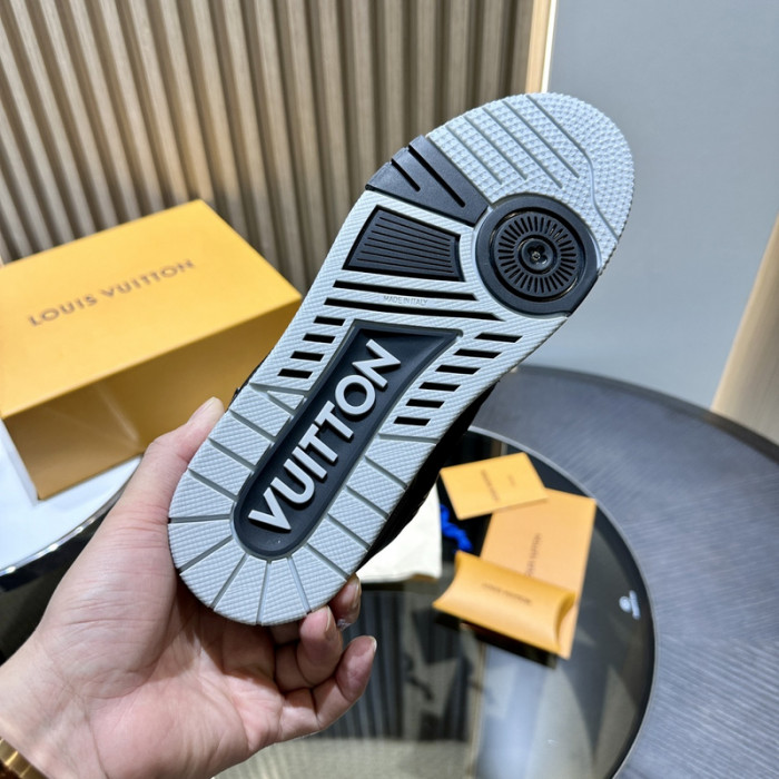 1V SNEAKERS 1V0425-160