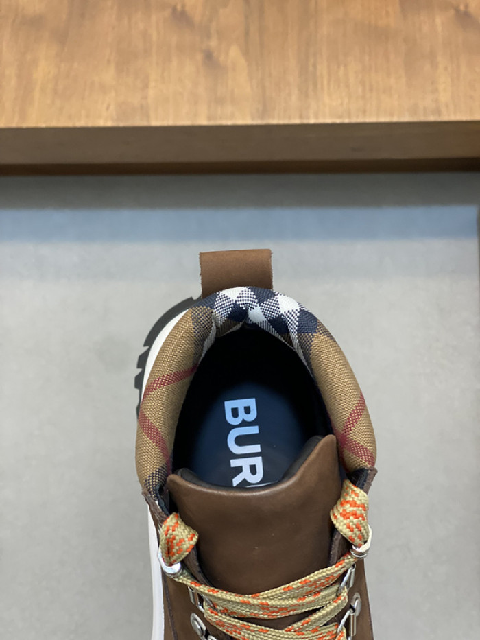 BBY SNEAKER BY00101
