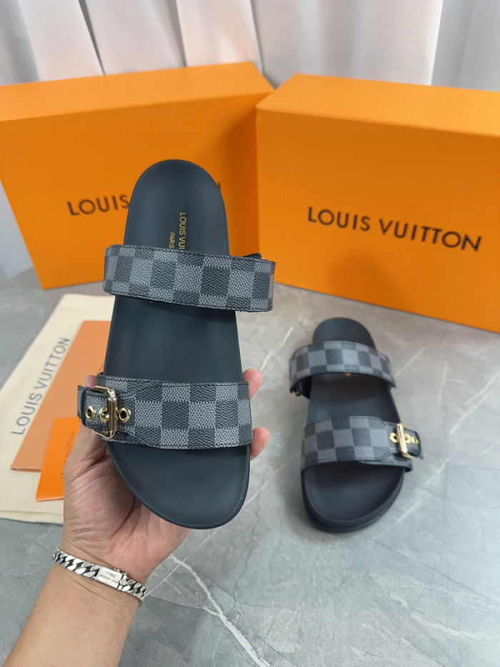 1*V SLIPPERS 11V0107-042