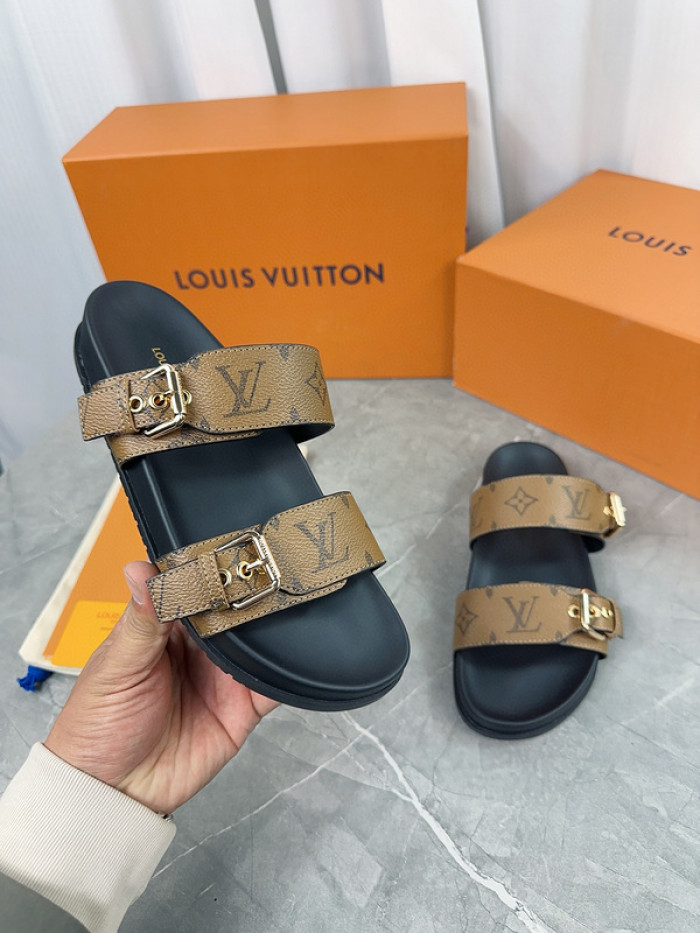 1*V SLIPPERS 11V0107-046