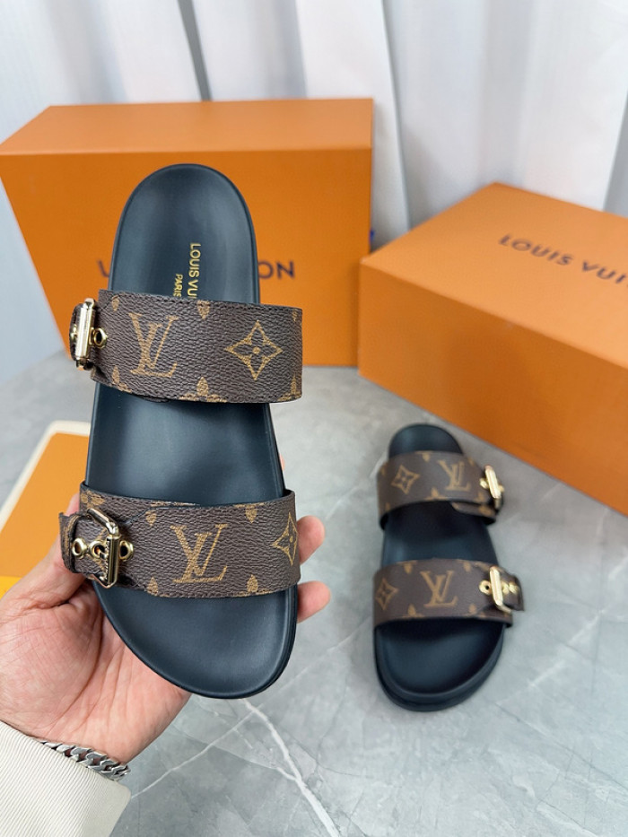 1*V SLIPPERS 11V0107-047