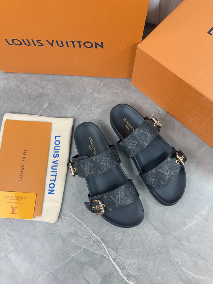 1*V SLIPPERS 11V0107-048