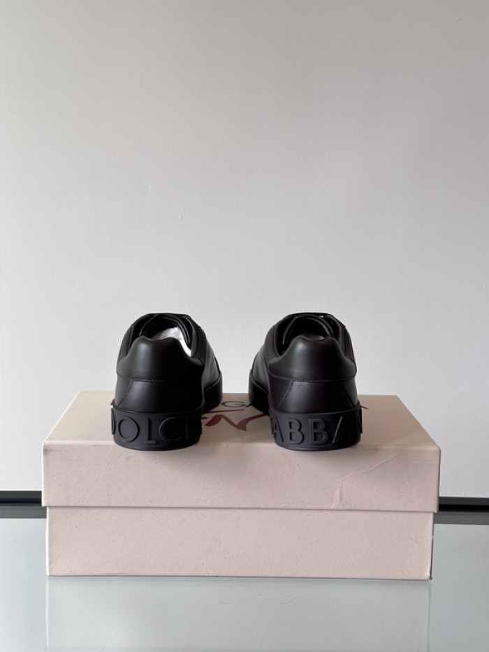 D.G. Sneakers DG210-176