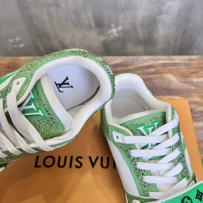 1V SNEAKERS 1V0425-224
