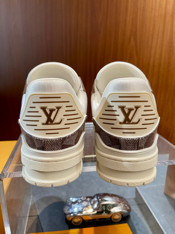 1V SNEAKERS 1V0425-225