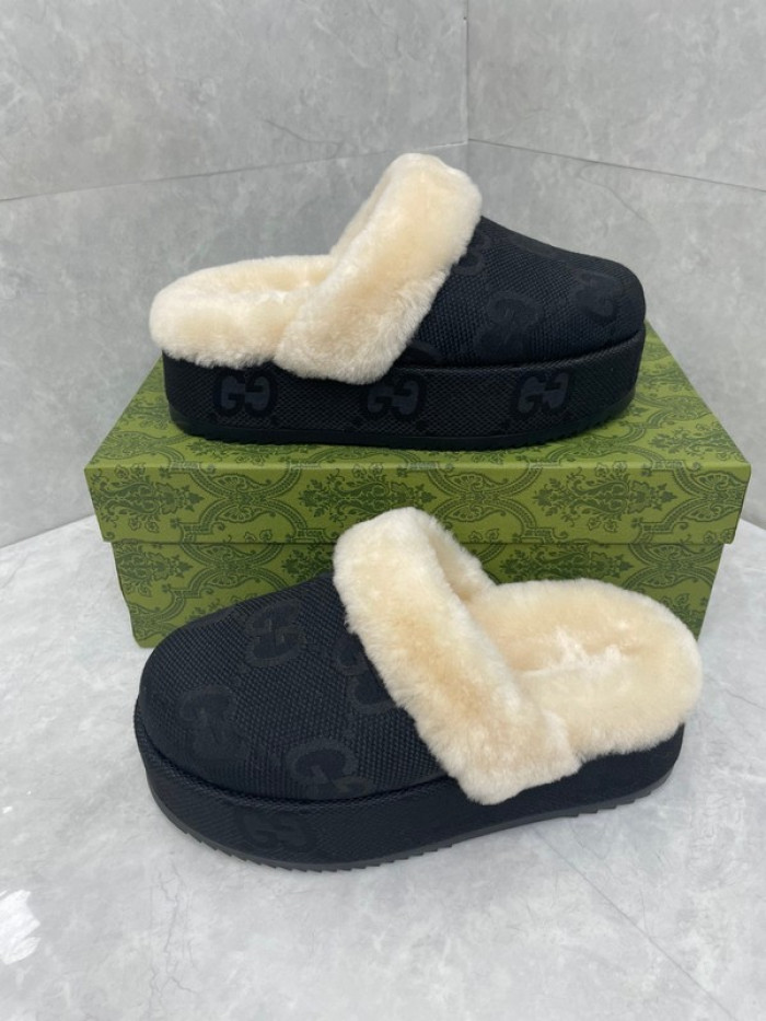Gv*c SLIPPERS GU568-115