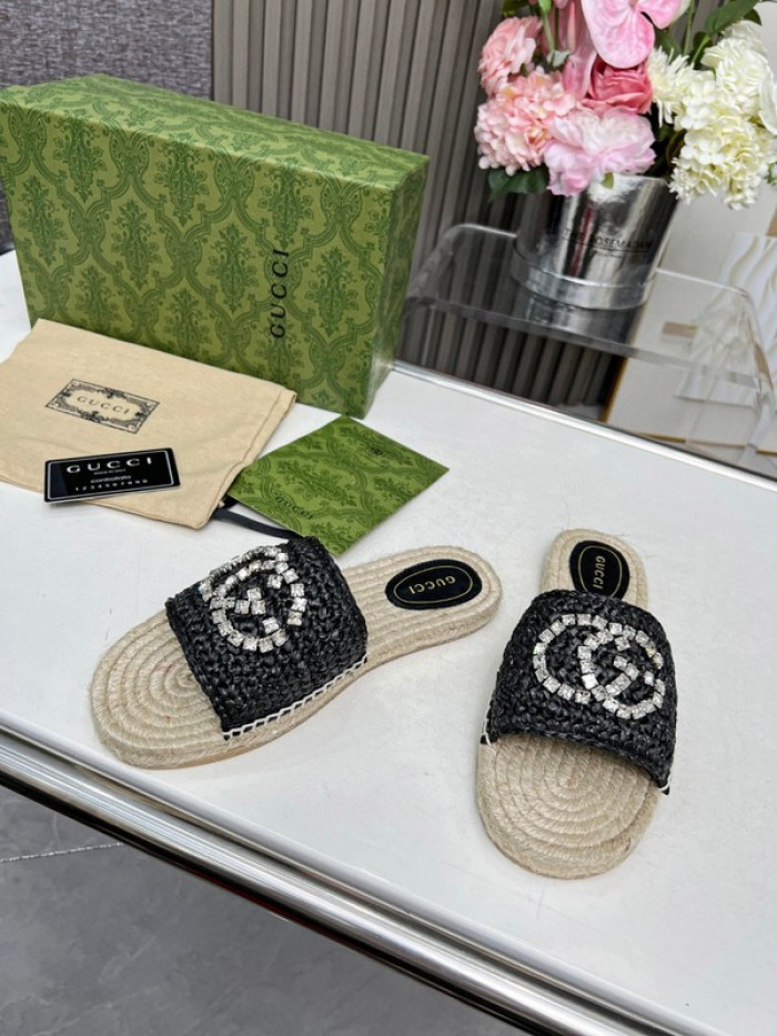 Gv*c SLIPPERS GU568-122