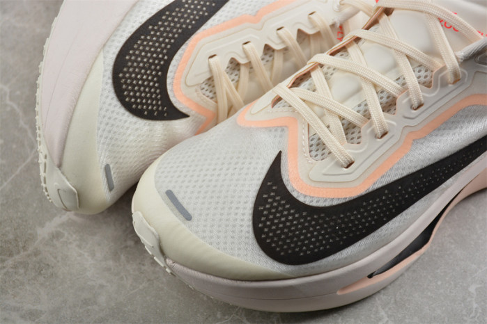 Nike Zoom Fly 6 