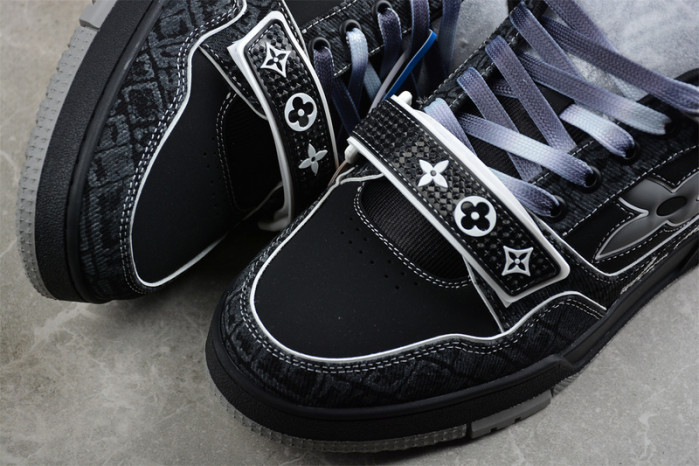 1V SNEAKERS 1V0425-253
