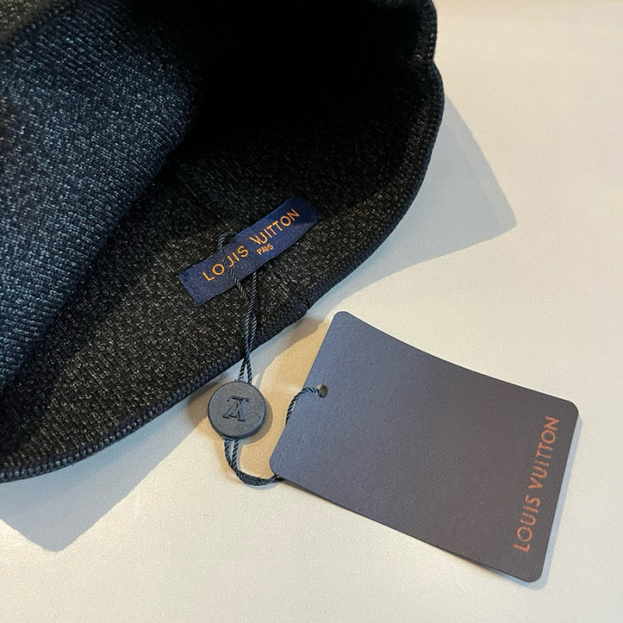 1v HAT0229-0510