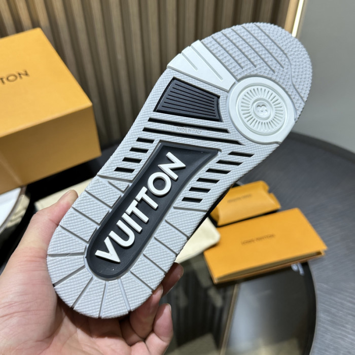 1V SNEAKERS 1V0425-276
