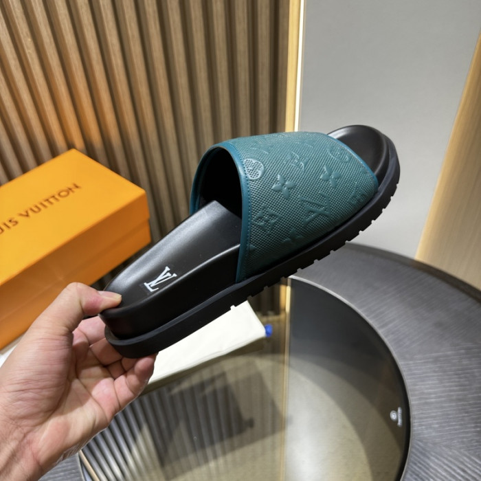 1*V SLIPPERS 11V0107-074