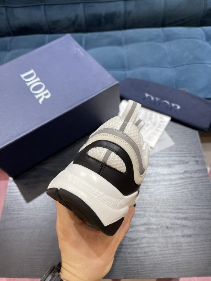 D10R B22 TRAINER SNEAKER DR258-0094