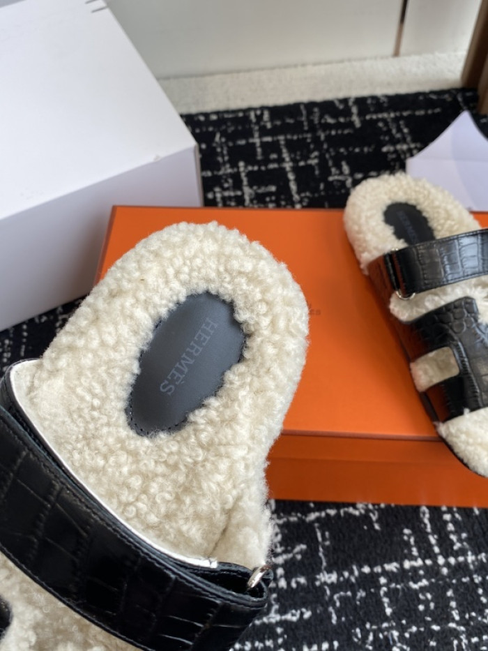 He*mes Slide CU526-2154