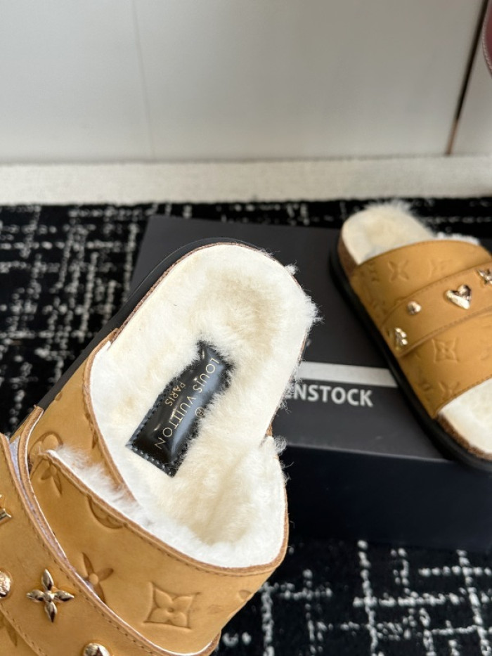1*V SLIPPERS 11V0107-081