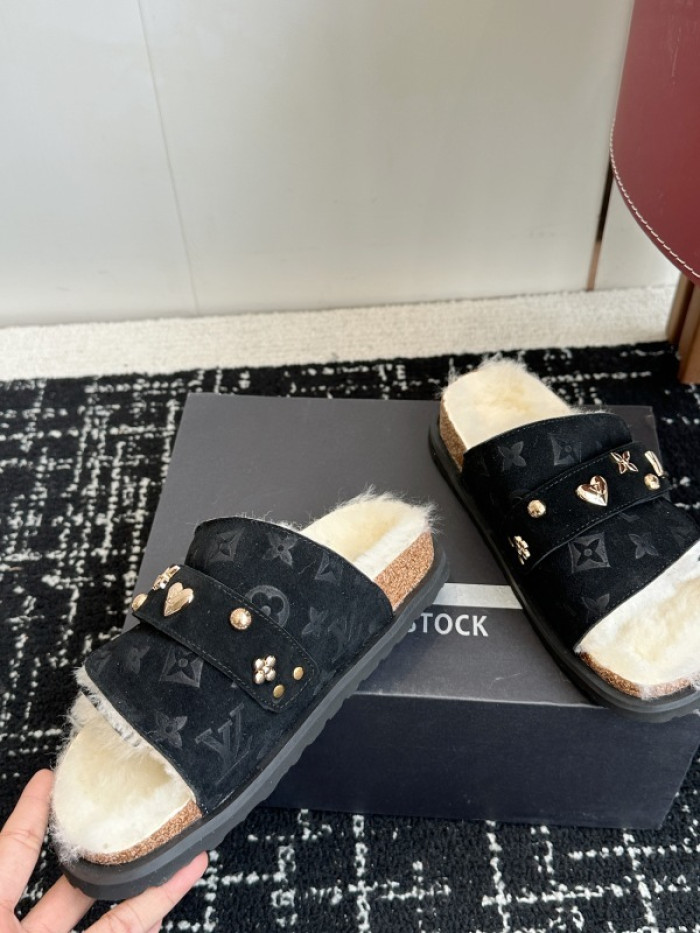 1*V SLIPPERS 11V0107-083
