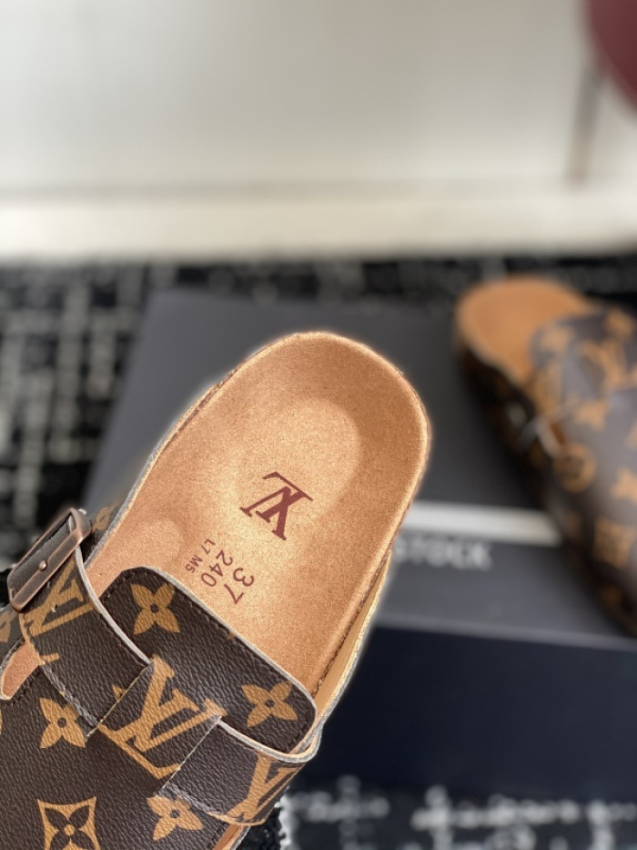 1*V SLIPPERS 11V0107-086