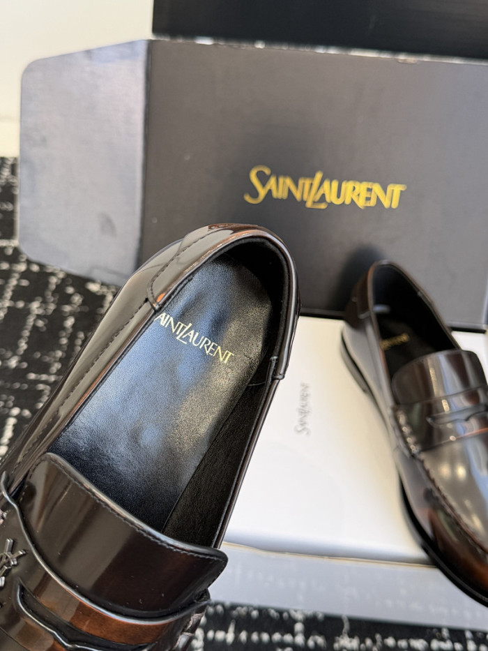 Y51 LOAFERS T0425-164