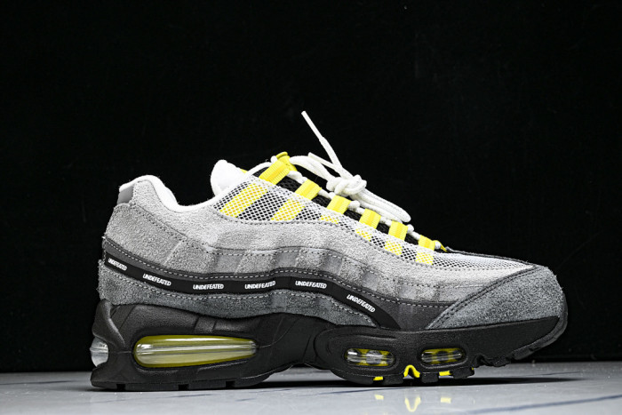Undefeated X Air Max 95 